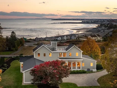 15 Atlantic Avenue North Hampton NH 03862