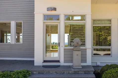 15 Atlantic Avenue North Hampton NH 03862