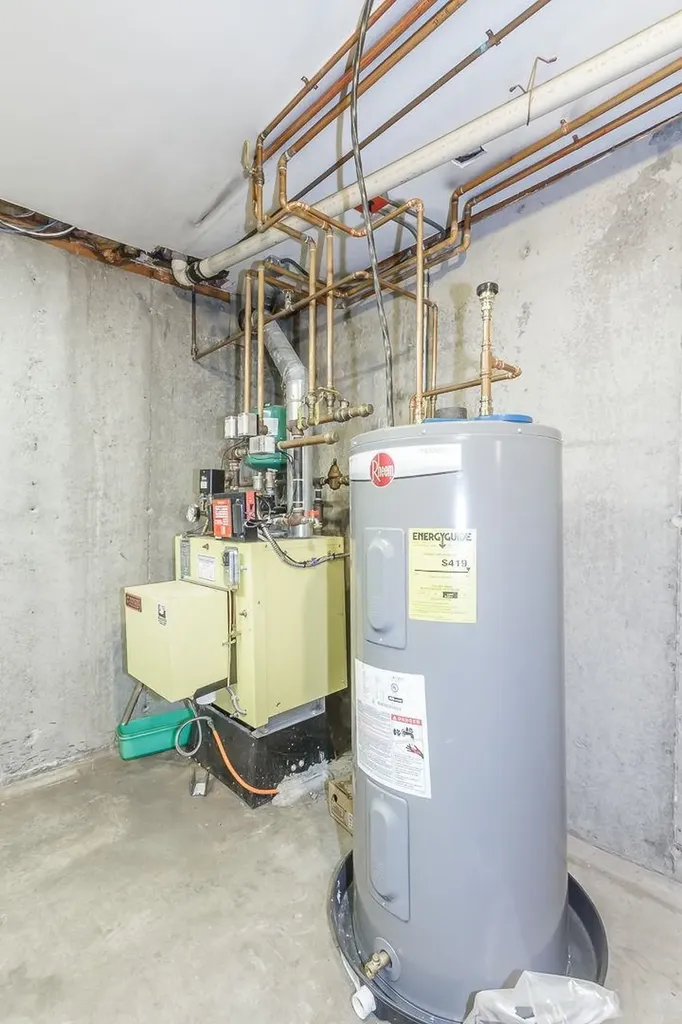 87 Oakridge Drive Londonderry NH 03053