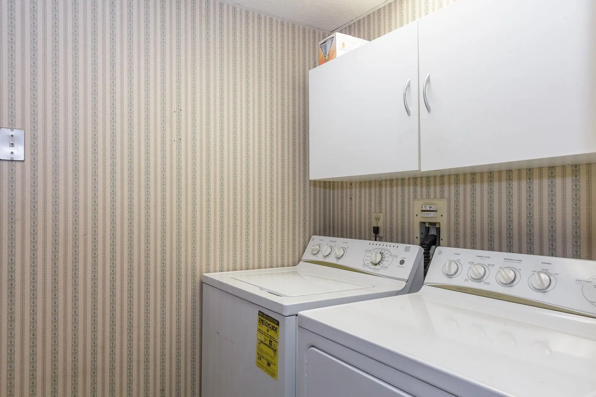 87 Oakridge Drive Londonderry NH 03053