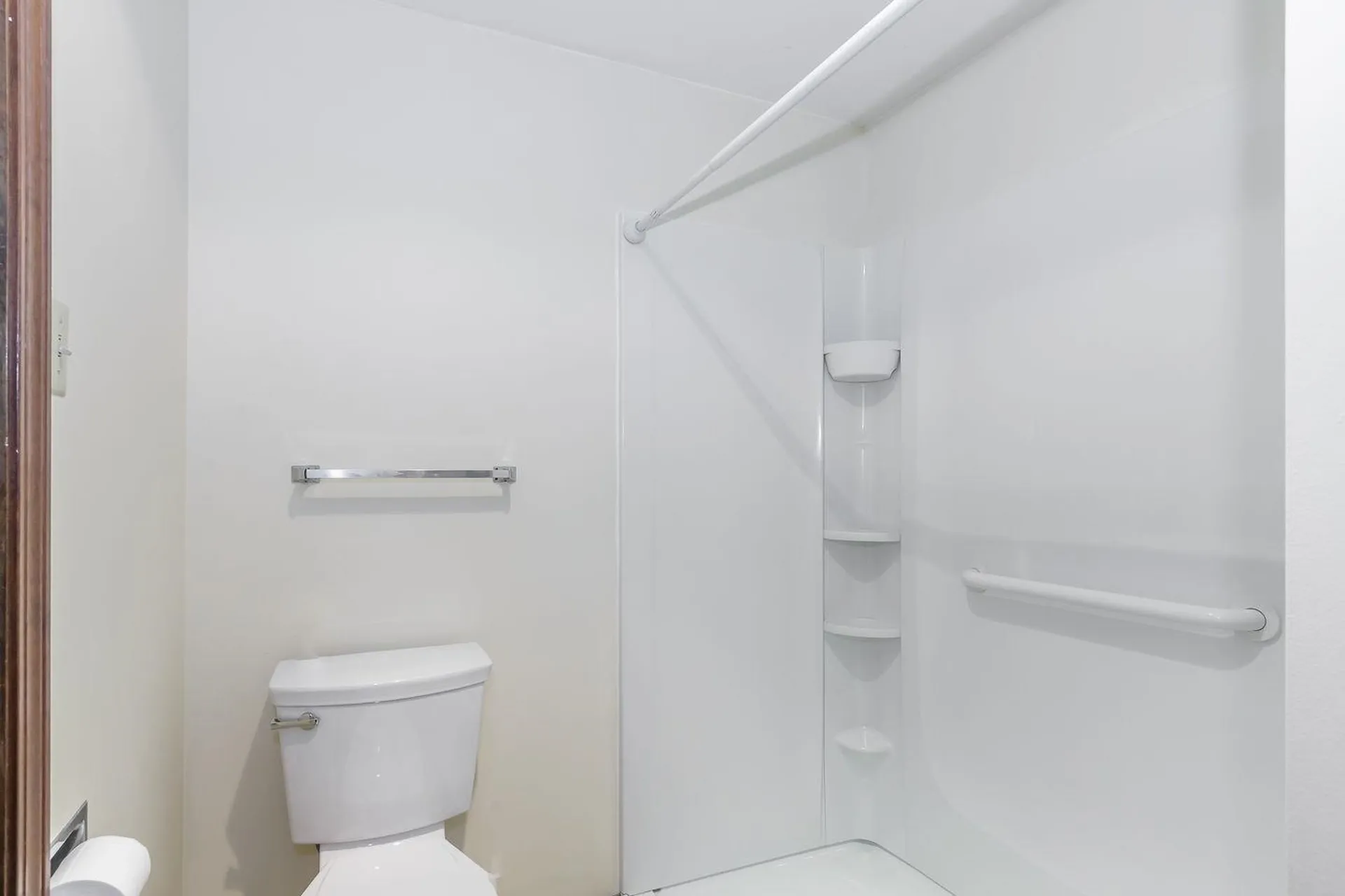 87 Oakridge Drive Londonderry NH 03053