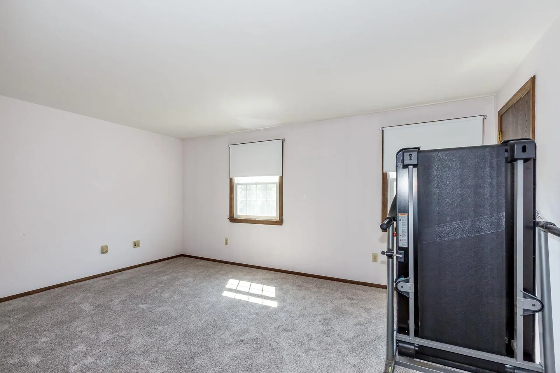 87 Oakridge Drive Londonderry NH 03053