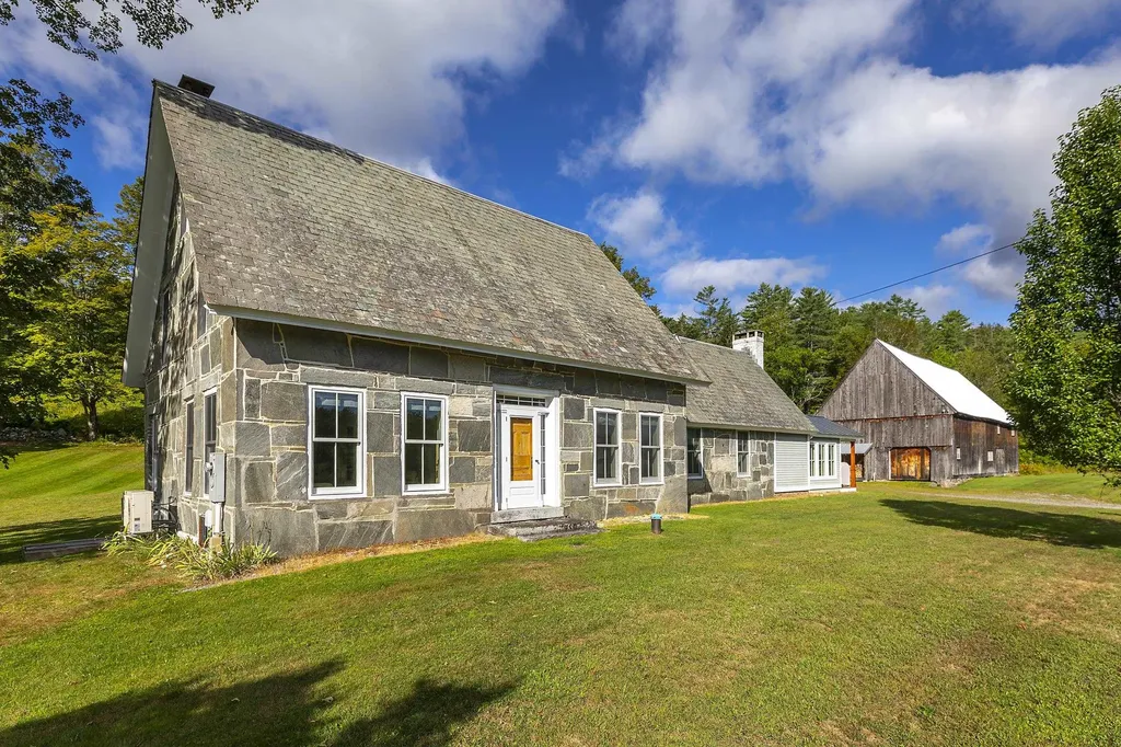 2651 Twenty Mile Stream Road Cavendish VT 05143