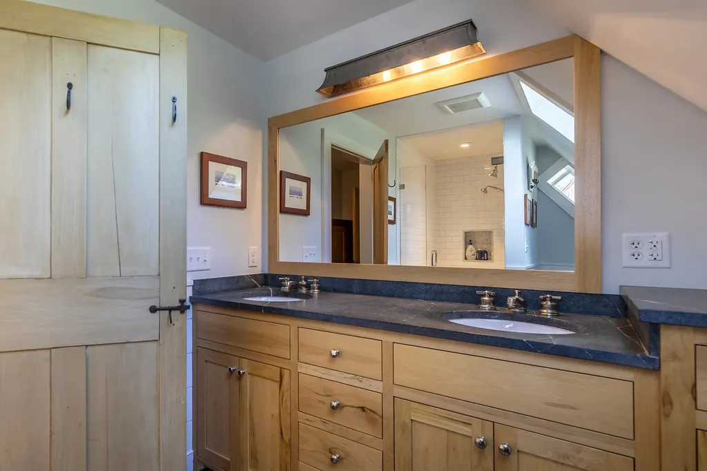 2651 Twenty Mile Stream Road Cavendish VT 05143
