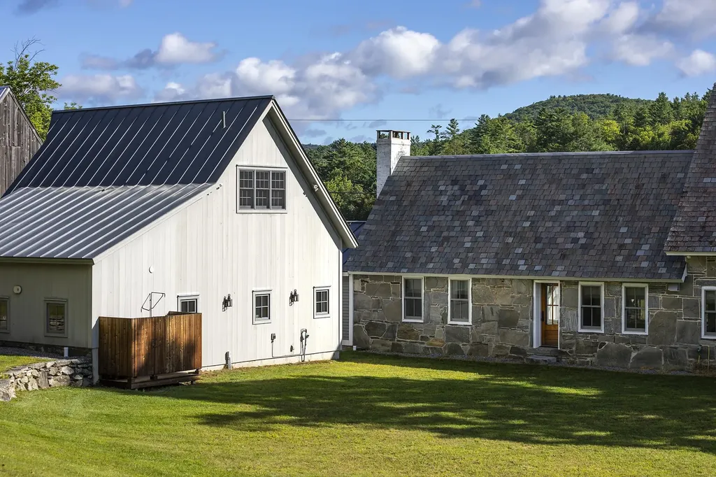 2651 Twenty Mile Stream Road Cavendish VT 05143