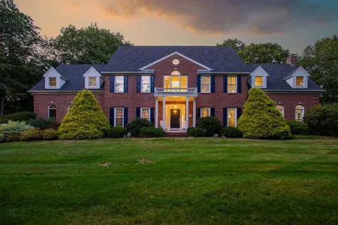 7 Hunter Drive Hampton NH 03842