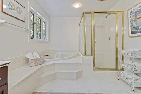 7 Hunter Drive Hampton NH 03842