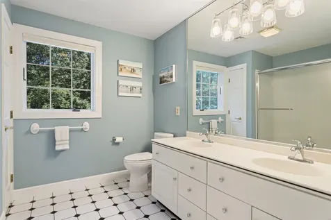 7 Hunter Drive Hampton NH 03842