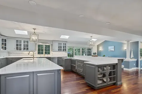 7 Hunter Drive Hampton NH 03842