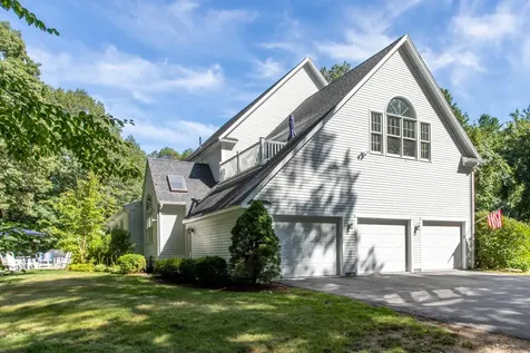 7 Hunter Drive Hampton NH 03842