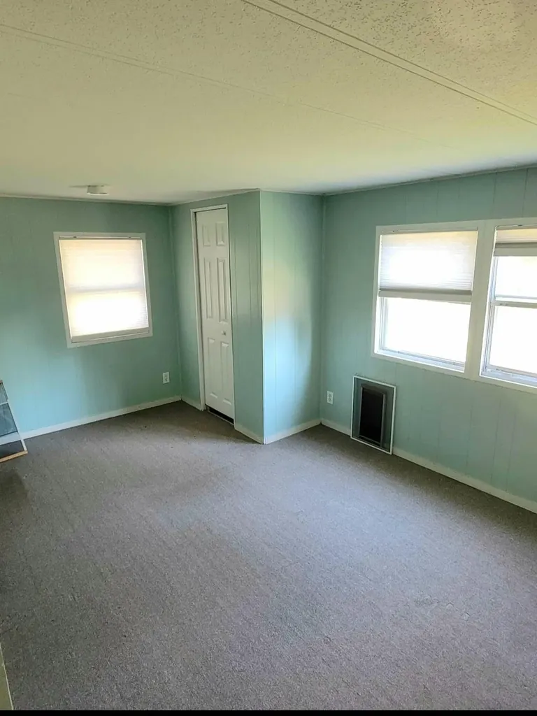 142 Brock Street Rochester NH 03867