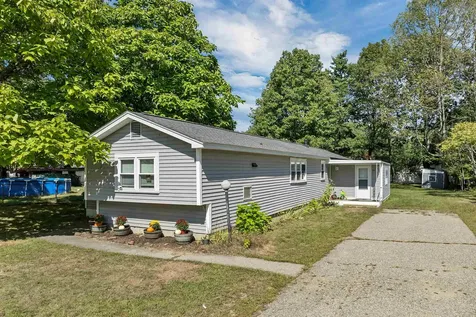142 Brock Street Rochester NH 03867