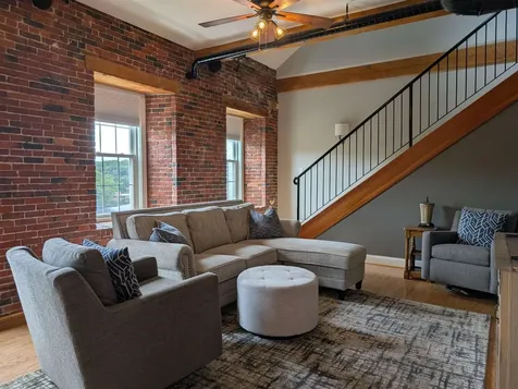 6 Bay Road Newmarket NH 03857