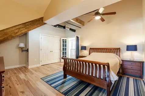 6 Bay Road Newmarket NH 03857