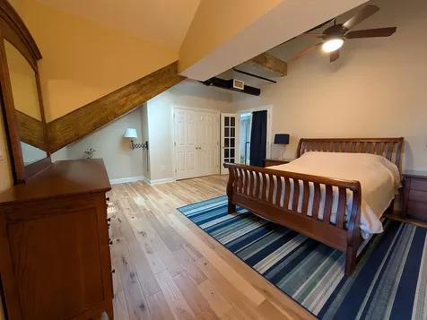 6 Bay Road Newmarket NH 03857