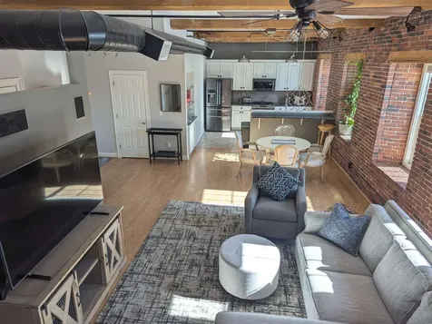 6 Bay Road Newmarket NH 03857