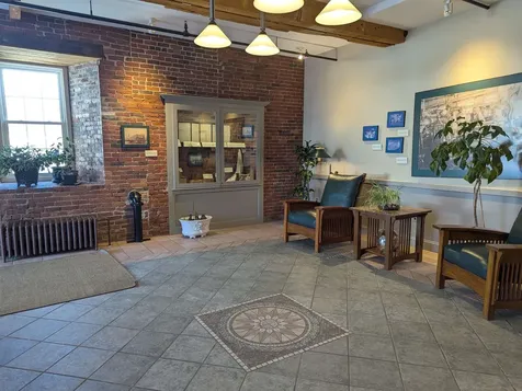 6 Bay Road Newmarket NH 03857