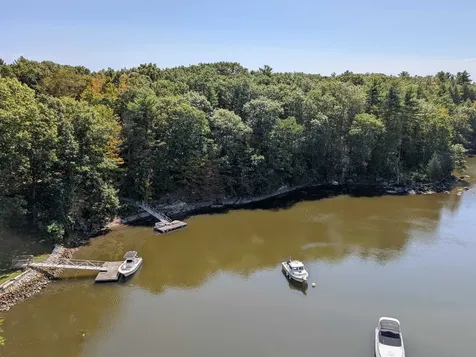 6 Bay Road Newmarket NH 03857