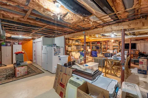 8 Ash Drive Kingston NH 03848