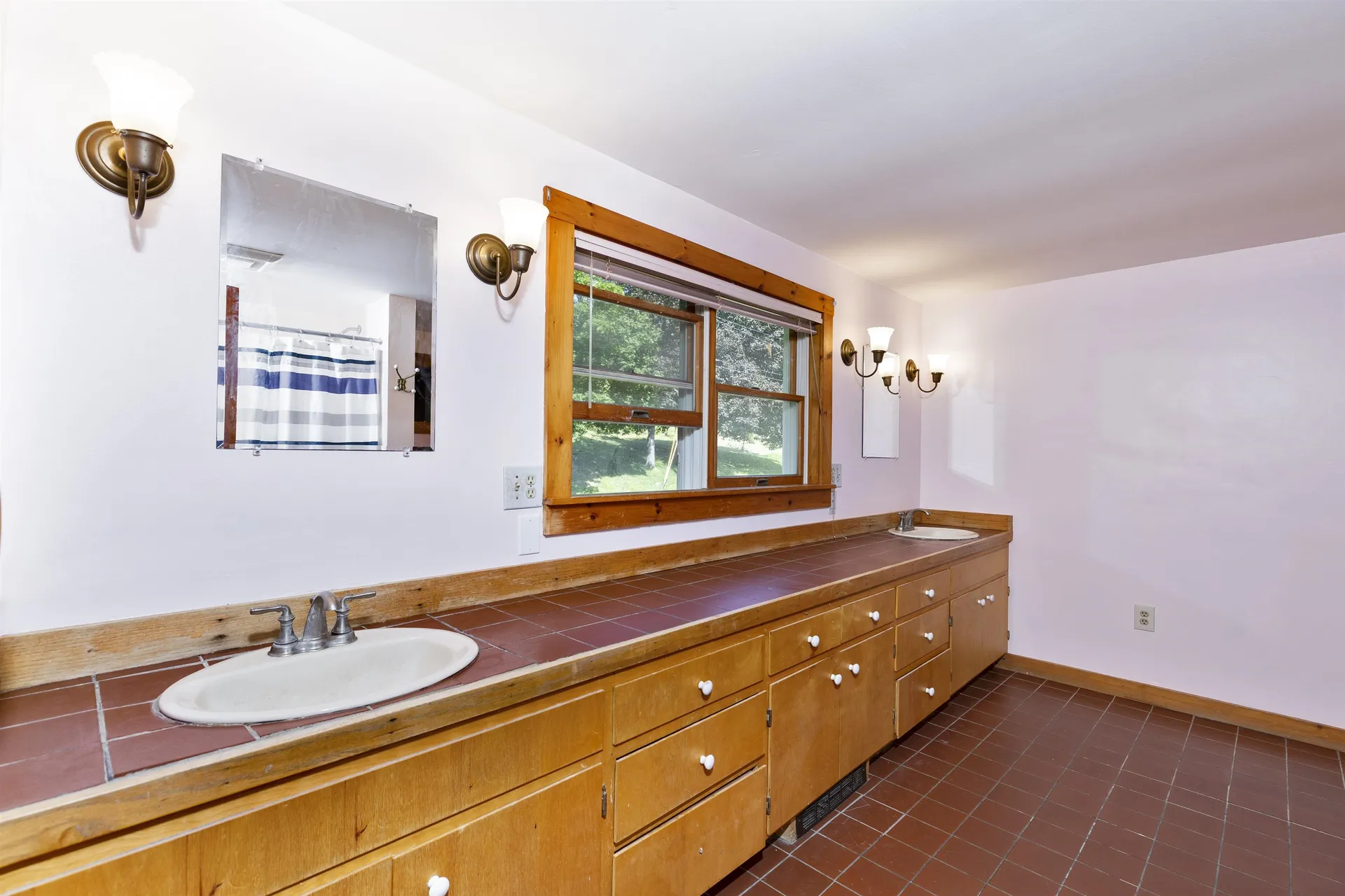 46 Runnals Road Hartford VT 05001