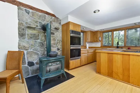 46 Runnals Road Hartford VT 05001