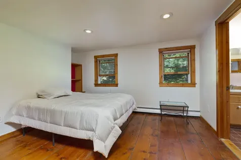 46 Runnals Road Hartford VT 05001