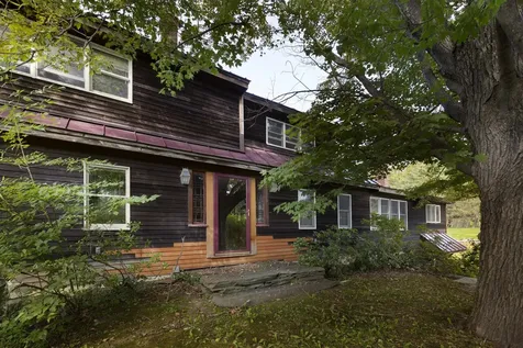 46 Runnals Road Hartford VT 05001