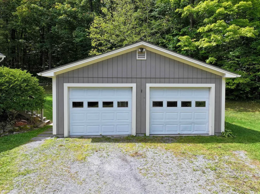 220 Painter Hills Road Middlebury VT 05753