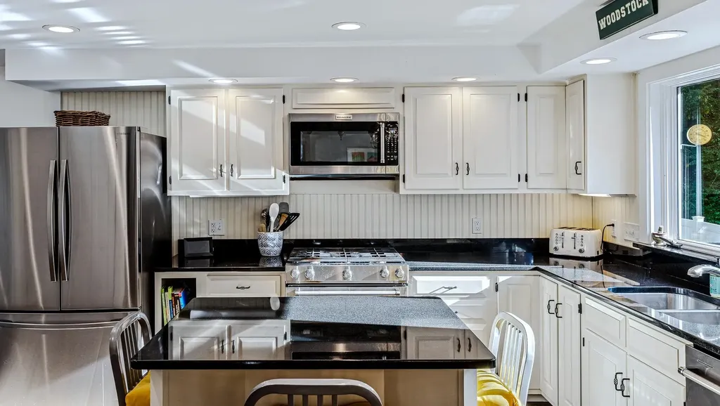 3961 Hartland Hill Road Woodstock VT 05091