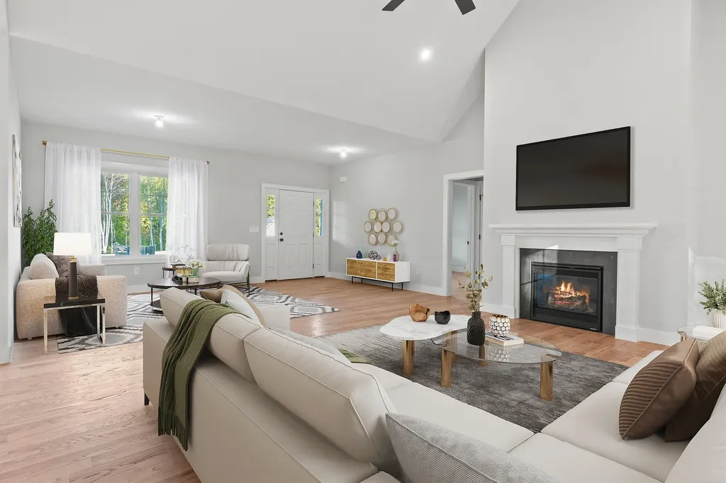 32 Stacey Lane Chester NH 03036