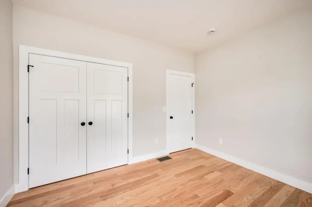 32 Stacey Lane Chester NH 03036