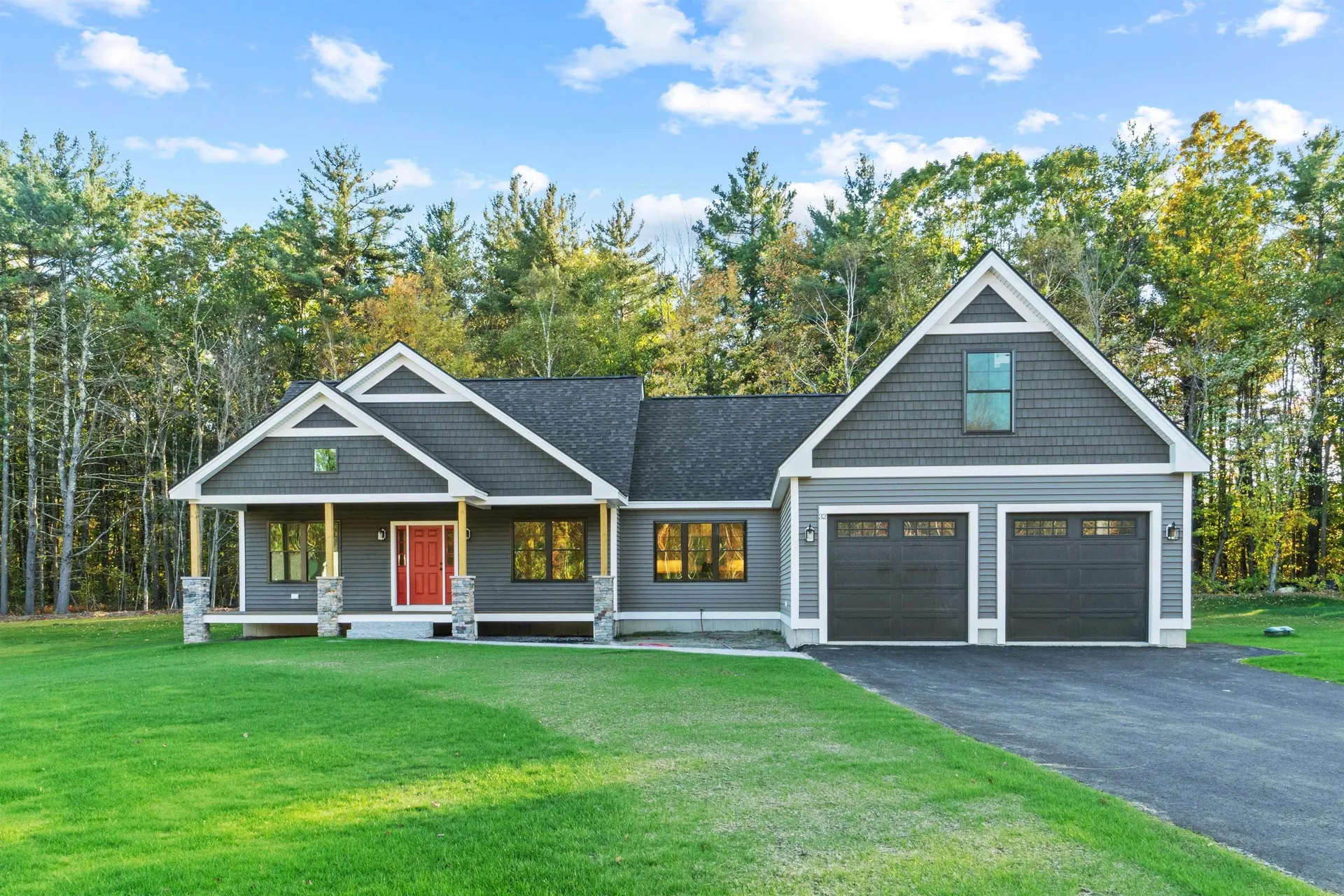 32 Stacey Lane Chester NH 03036