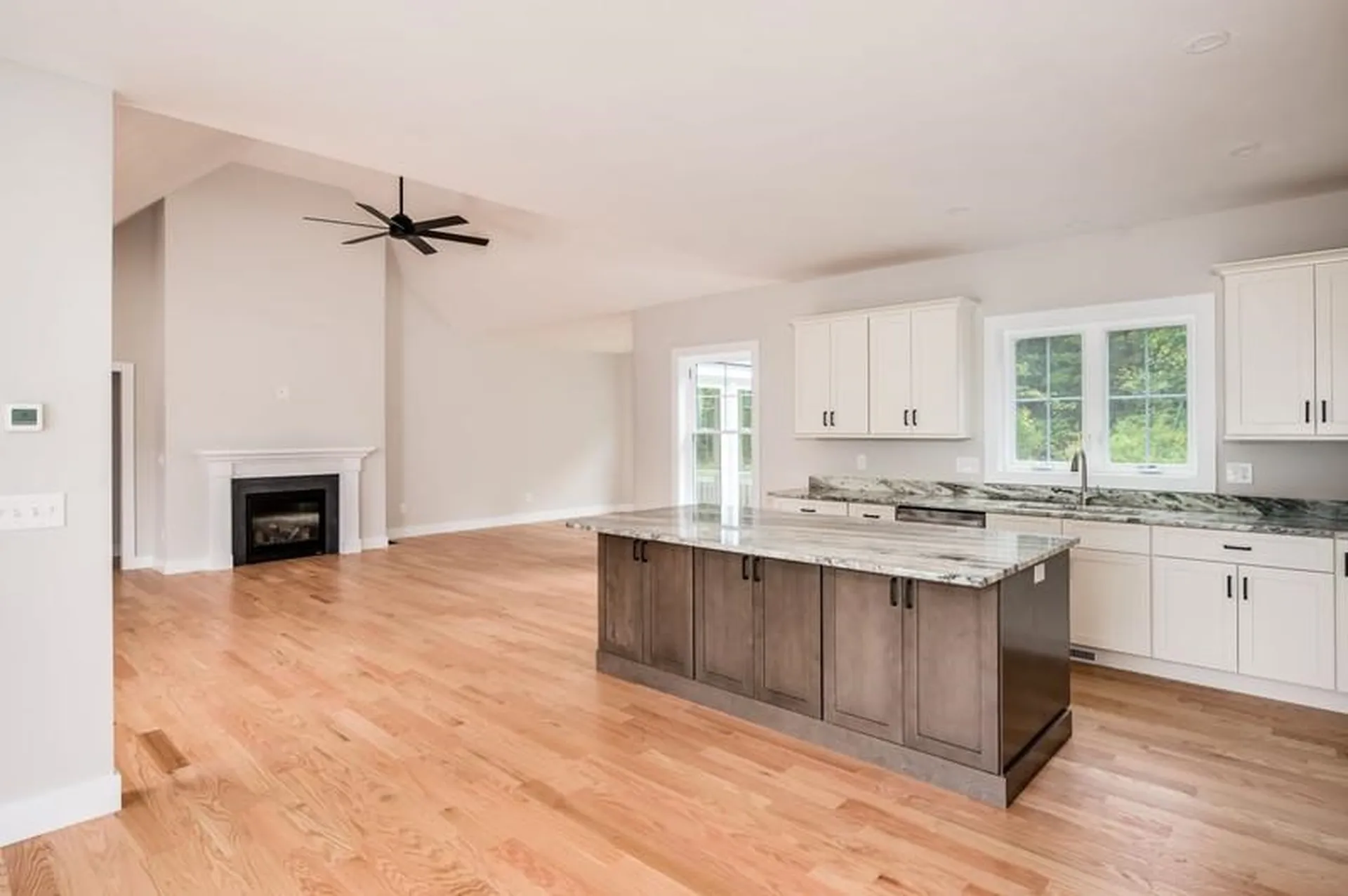 32 Stacey Lane Chester NH 03036