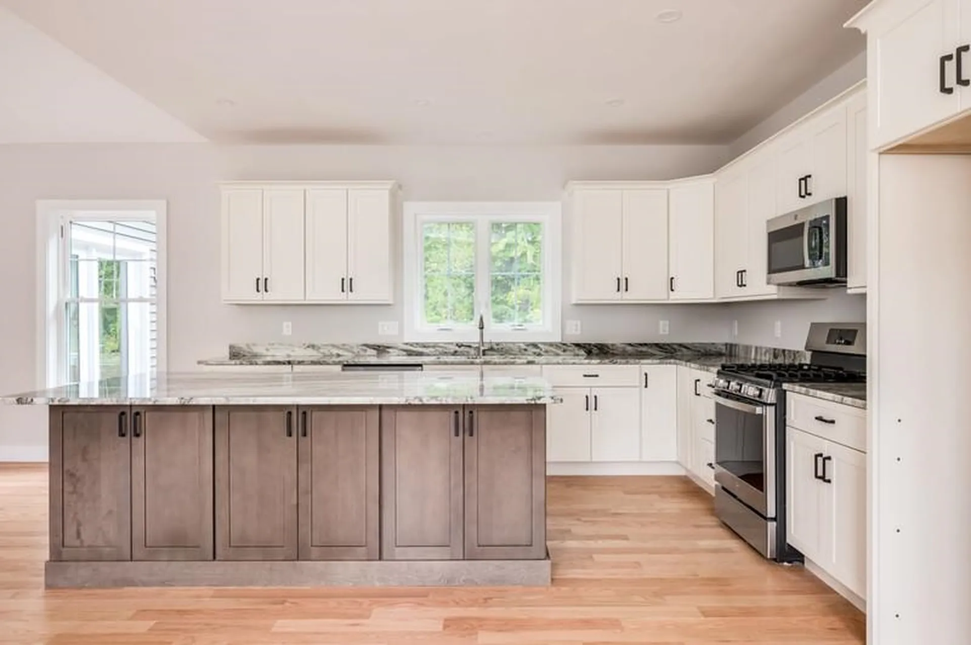 32 Stacey Lane Chester NH 03036