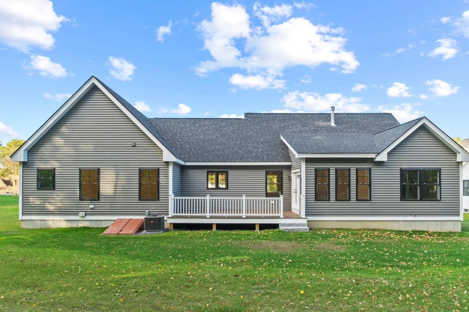 32 Stacey Lane Chester NH 03036