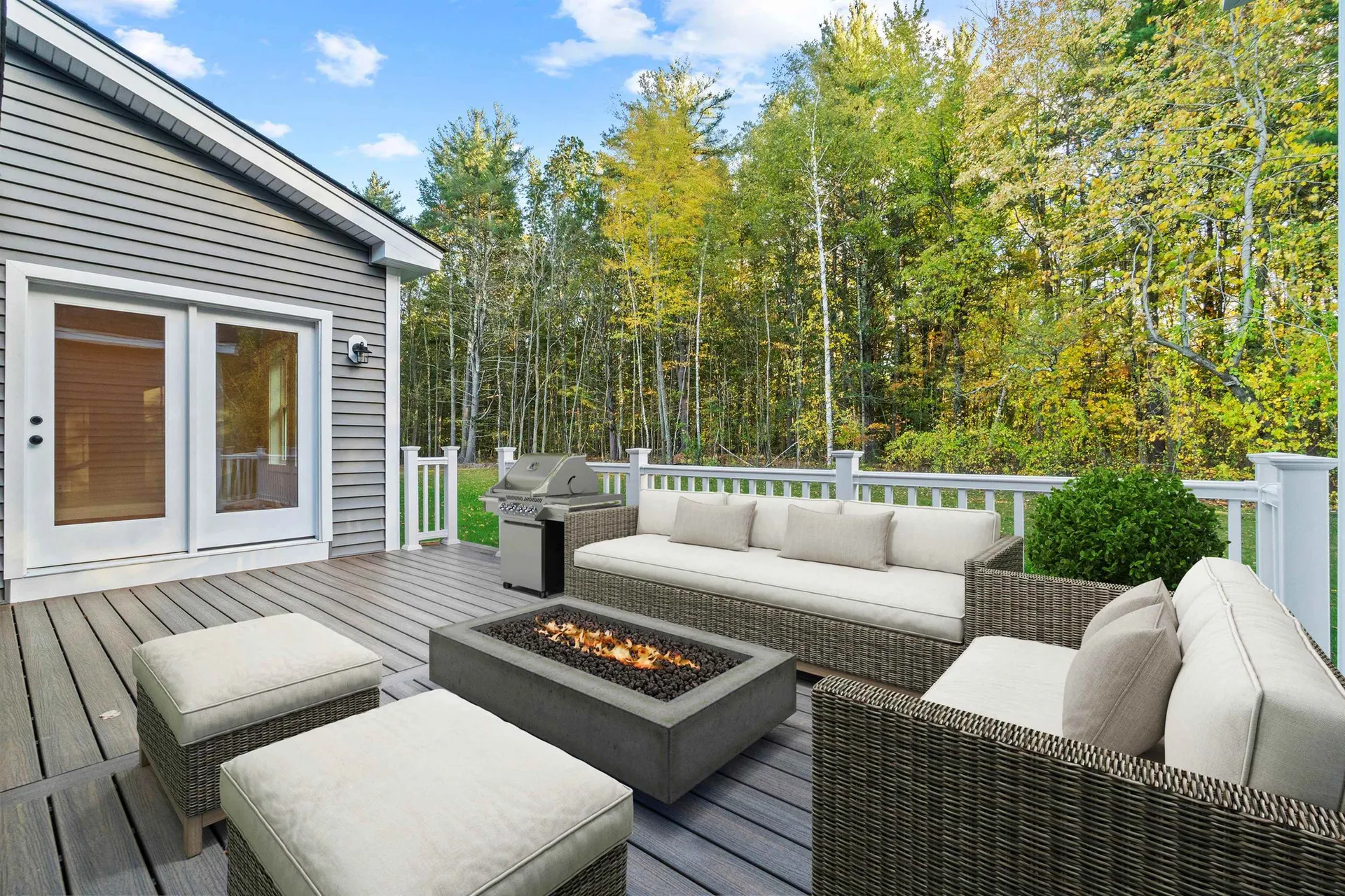 32 Stacey Lane Chester NH 03036