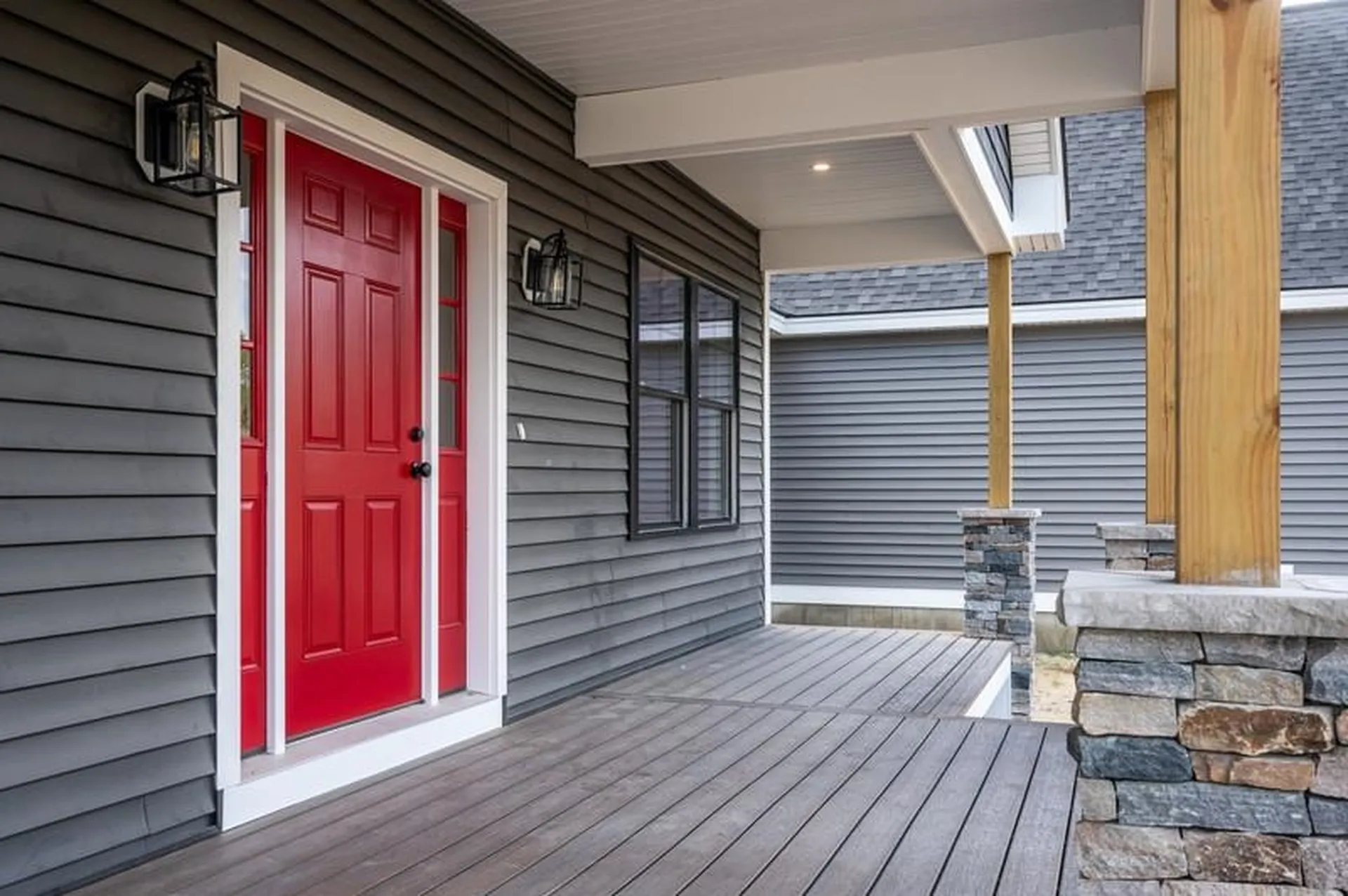 32 Stacey Lane Chester NH 03036