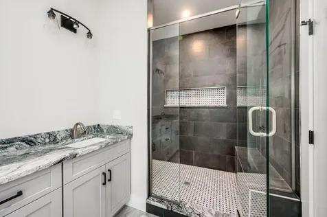 32 Stacey Lane Chester NH 03036