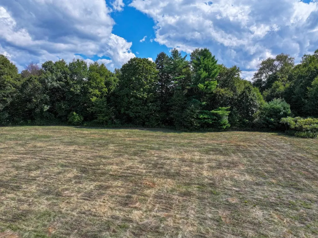 367 Elm Street Pittsford VT 05744