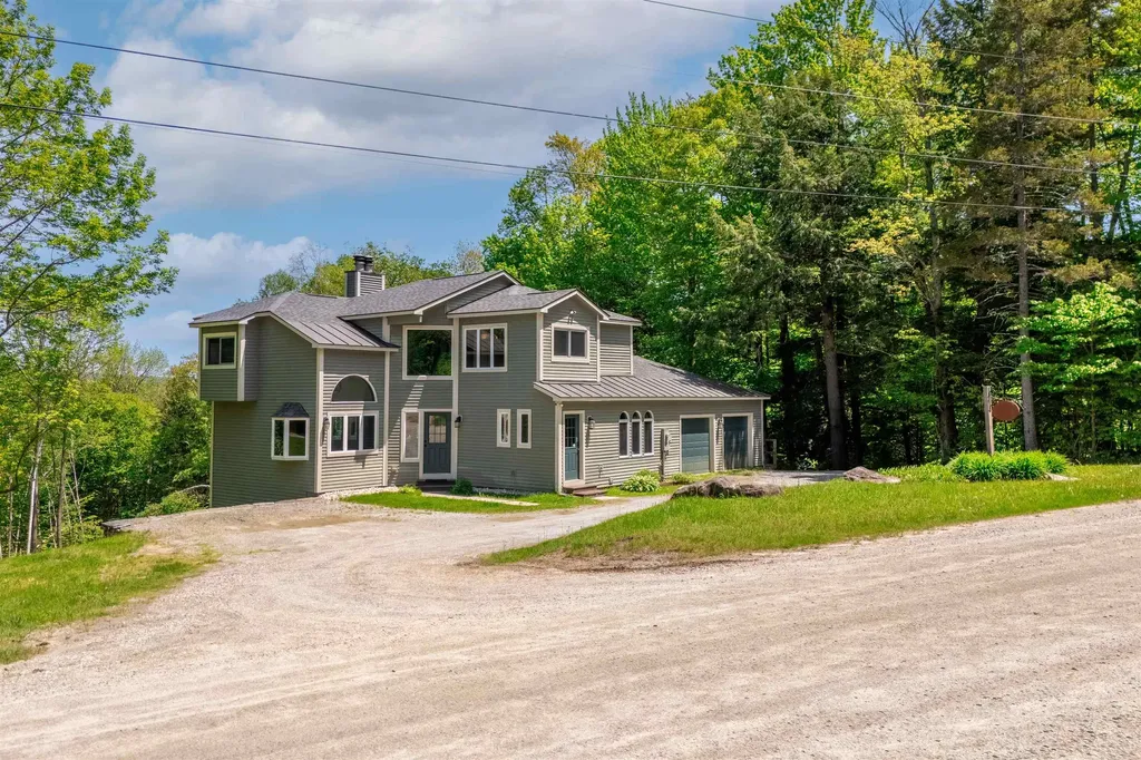 20 Jamie Lane Winhall VT 05340