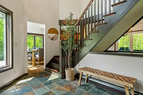 20 Jamie Lane Winhall VT 05340