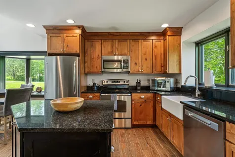 20 Jamie Lane Winhall VT 05340