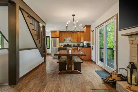 20 Jamie Lane Winhall VT 05340