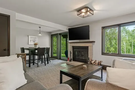 20 Jamie Lane Winhall VT 05340