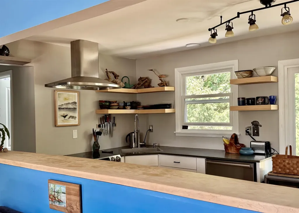 112 South Crest Drive Burlington VT 05401