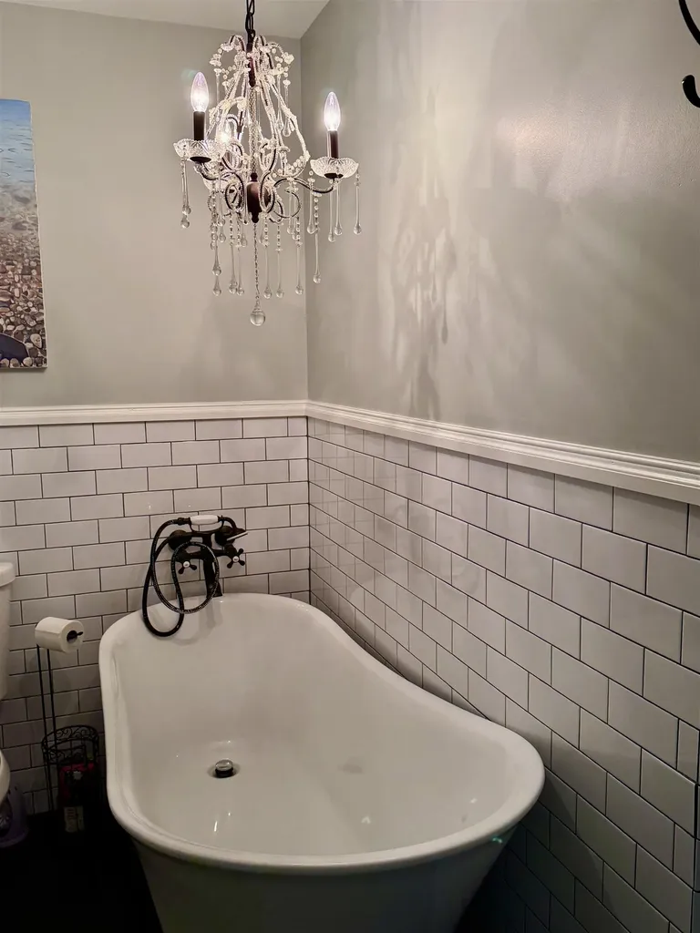 112 South Crest Drive Burlington VT 05401