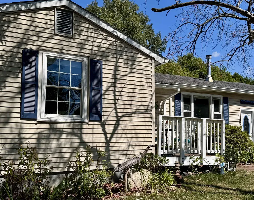 112 South Crest Drive Burlington VT 05401