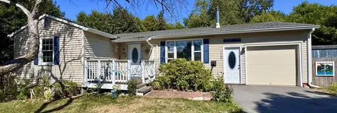 112 South Crest Drive Burlington VT 05401