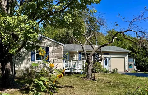 112 South Crest Drive Burlington VT 05401