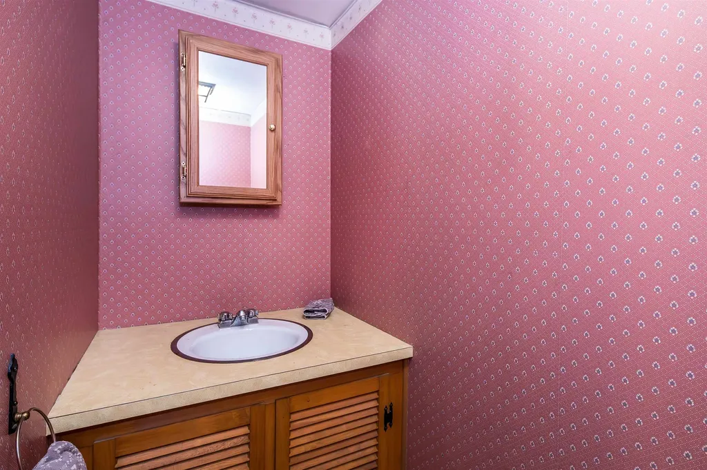 27 Chatterton Park Proctor VT 05765